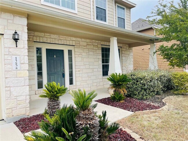 Building Photo - 125 Scarlet Oak Cove