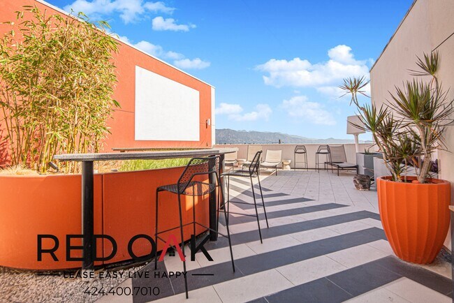 Foto del edificio - 11405 Chandler Blvd