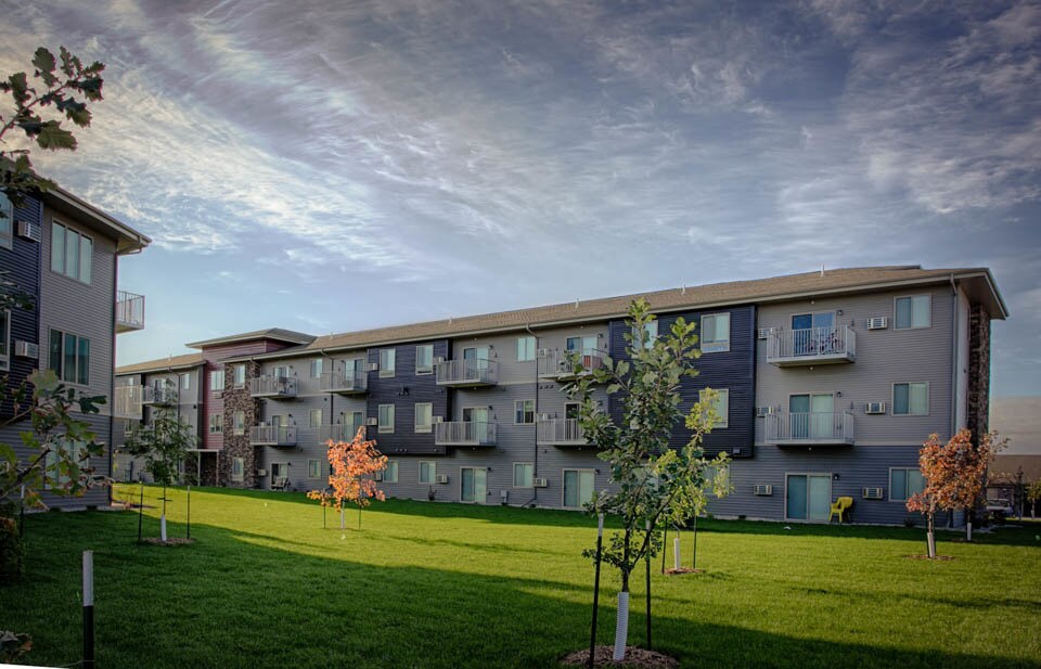 Building Photo - Northtown - Pet Friendly, Student-Focused ...