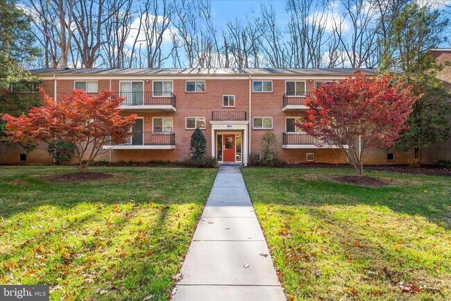 Foto del edificio - 10631 Weymouth St