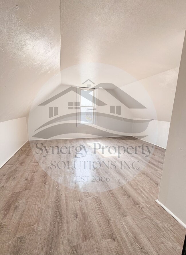 Building Photo - Madison Schools