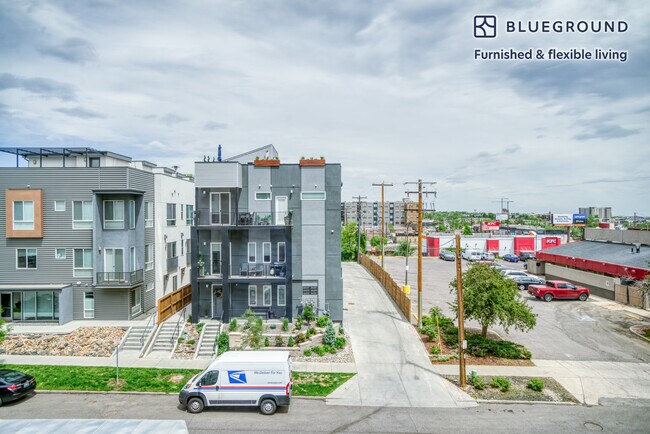 Building Photo - 1590 Grove St