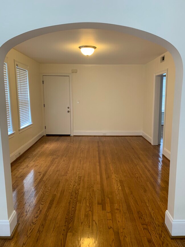 Foto del edificio - 2242 Arlington Ave S