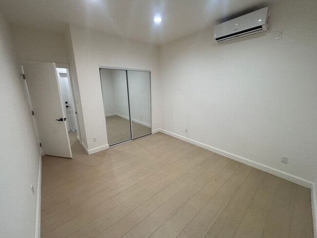 Foto del edificio - Stunning 3-Bedroom Single-Story ADU in Granada Hills!