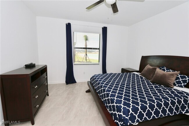 Foto del edificio - 18293 Ridgeline Dr