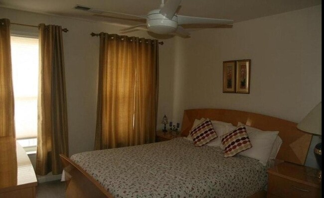 Building Photo - 13088 Rose Petal Cir