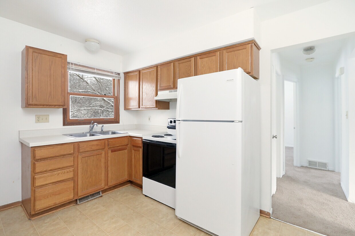 Primary Photo - 2537 Lynner Dr