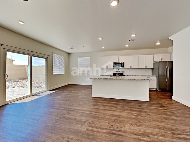 Building Photo - 268 Austin Bellerose Place