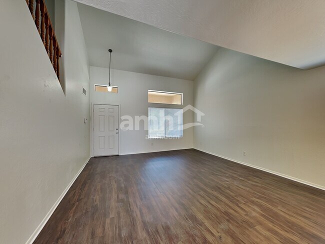 Building Photo - 3417 S 98th Ln