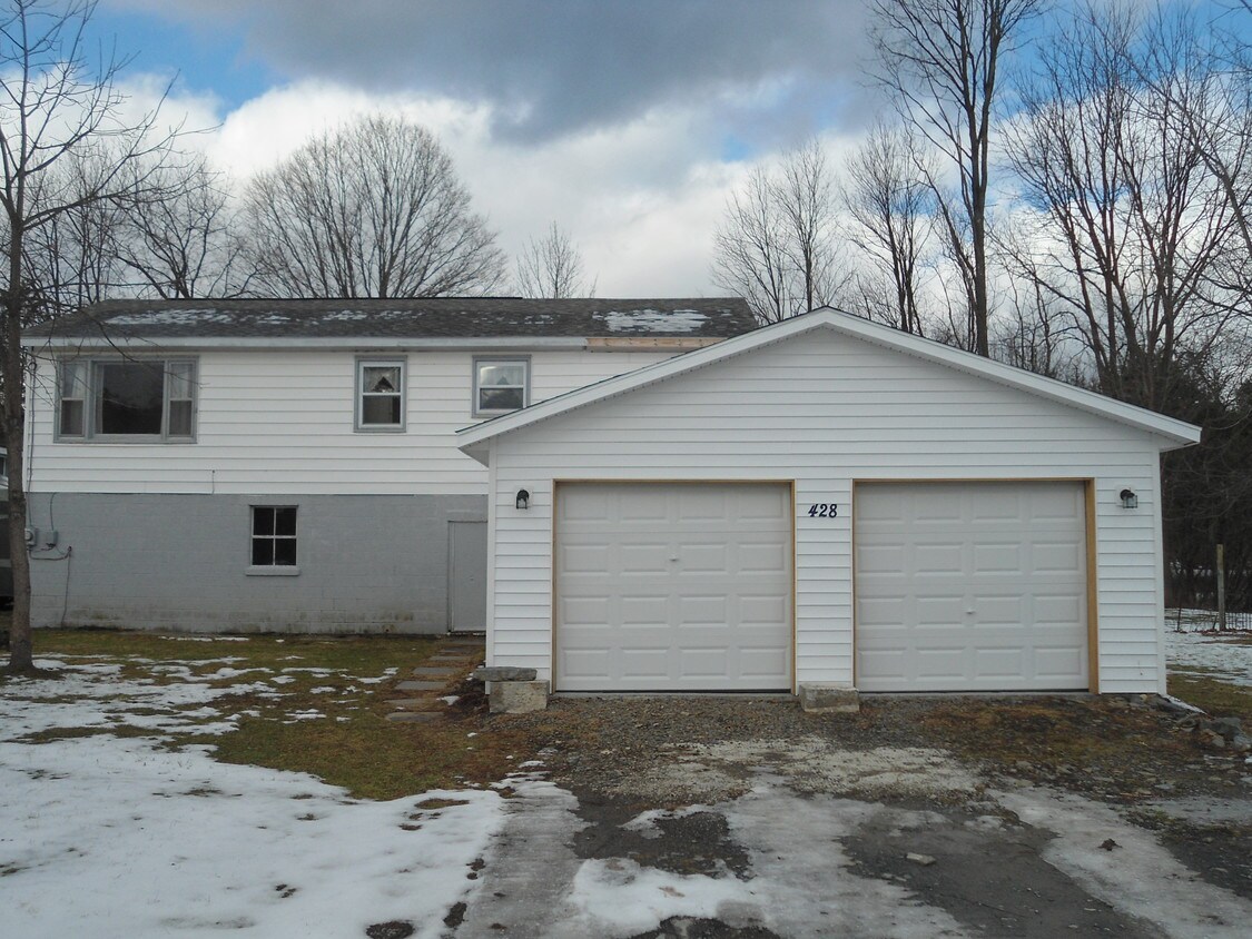 428 Castle Creek Rd, Binghamton, NY 13901 House Rental in Binghamton