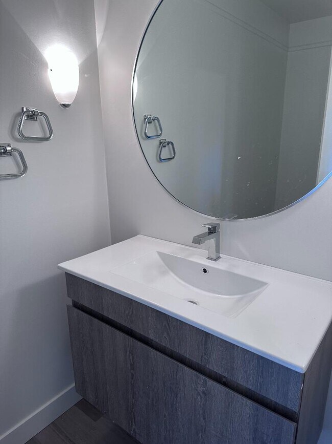 Foto del edificio - 1055 Siskiyou Dr