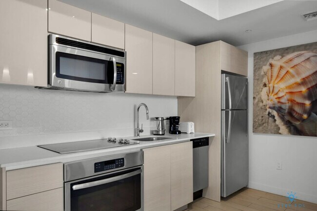 Foto del edificio - 2602 E Hallandale Beach Blvd