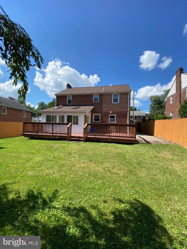 14 Granville Dr, Silver Spring, MD 20901 House Rental in Silver