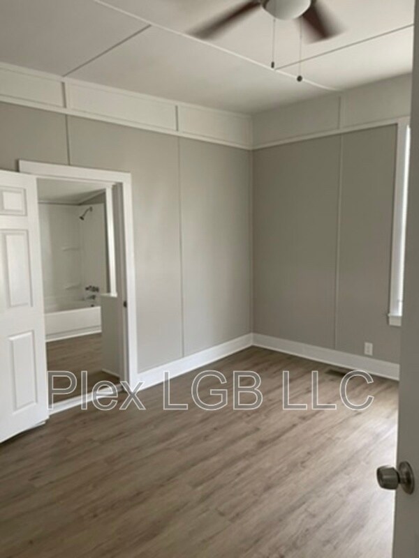 Foto del edificio - 1203 Troup St
