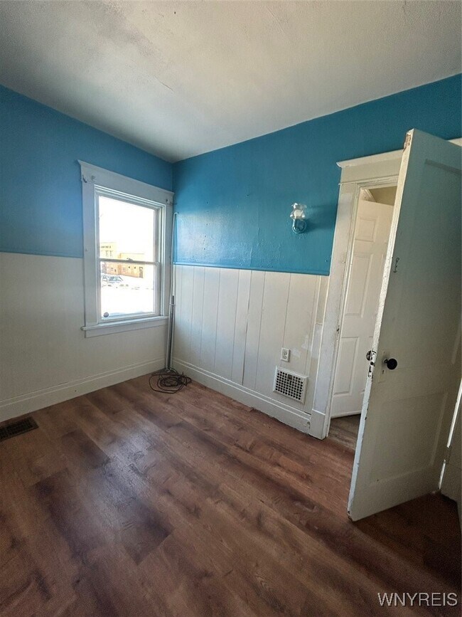 Foto del edificio - 5 Humphrey Rd