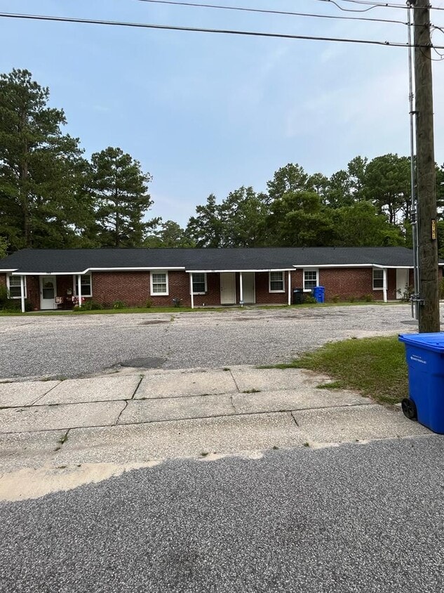 Primary Photo - 212 Preston Ave