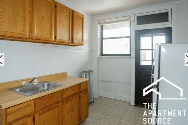 Foto del edificio - 2612 W Gunnison St
