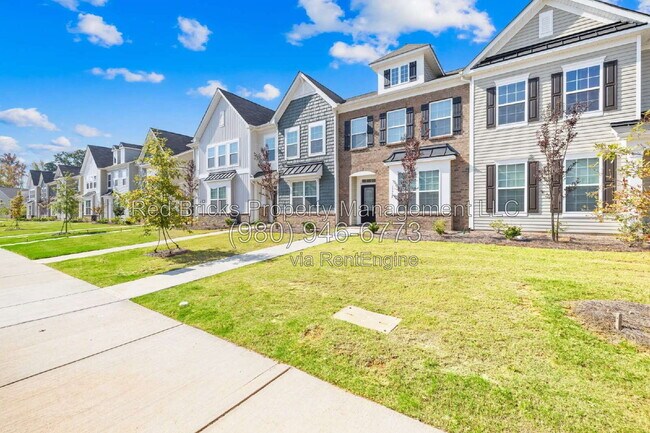 Building Photo - 13932 Castle Nook Dr