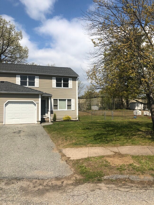 Building Photo - 124 Sheri Ln