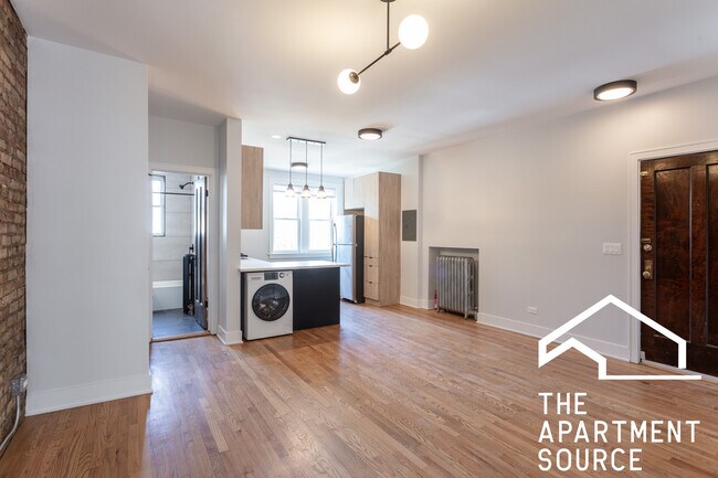 Foto del edificio - 4013 N Lowell Ave