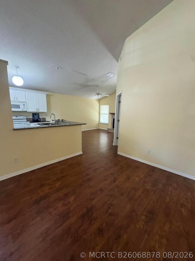 Foto del edificio - 12804 Maribou Cir
