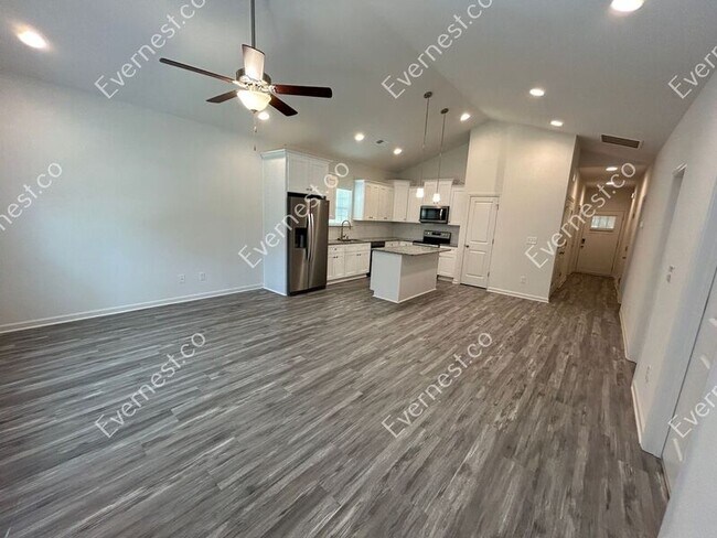 Building Photo - 821 Key St