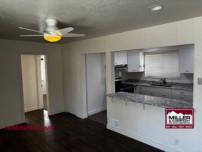 Building Photo - 2164 Nowell Cir