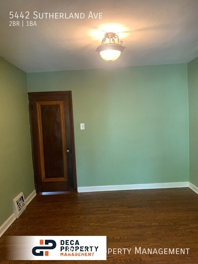 Foto del edificio - 5442 Sutherland Ave
