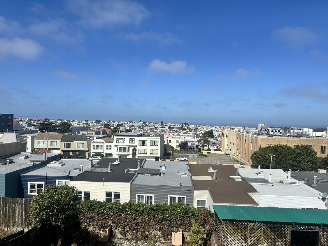 Foto principal - 1547 18th Ave