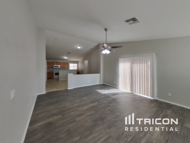 Foto del edificio - 8053 N 109th Ln