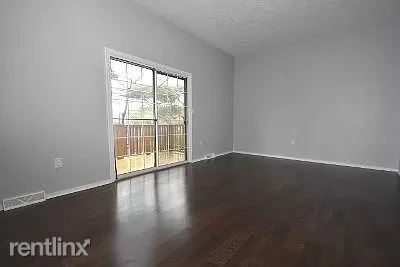 Building Photo - 2 br, 3 bath Townhome - 231 London Towne Dr
