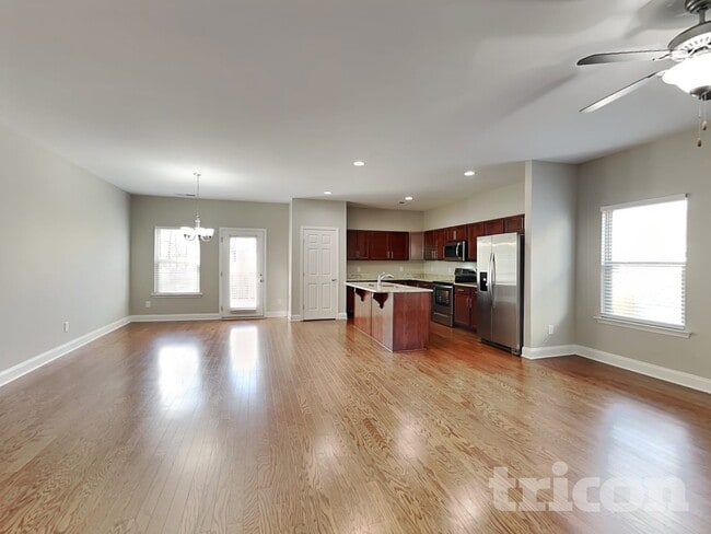 Building Photo - 176 Bexley Way