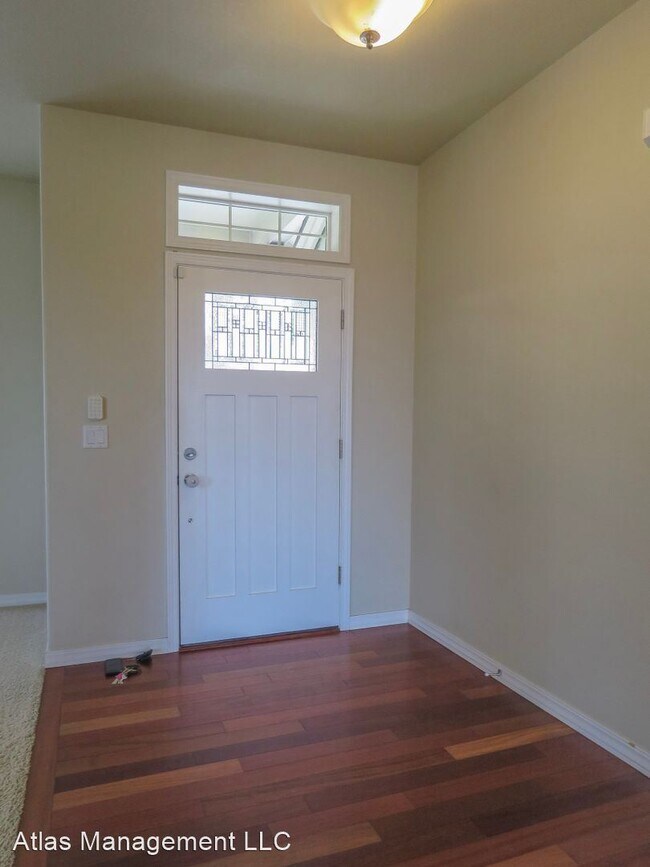 Building Photo - 5 br, 3.5 bath House - 311 Fairway St