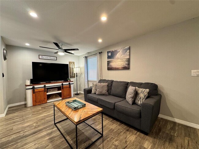 Foto del edificio - 2724 49th Ave W