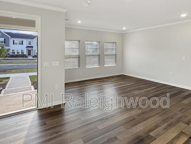 Building Photo - 1753 Aspen River Ln