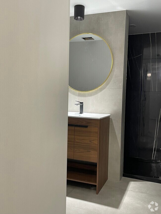 Hield Lake Forest Ravine Park Student Apartments for Rent Lake Forest