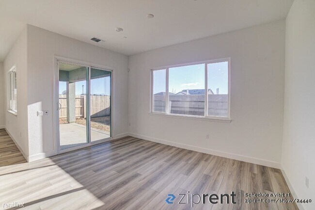 Foto del edificio - 3 br, 2.5 bath House - 8333 Evans Tree Dr,...