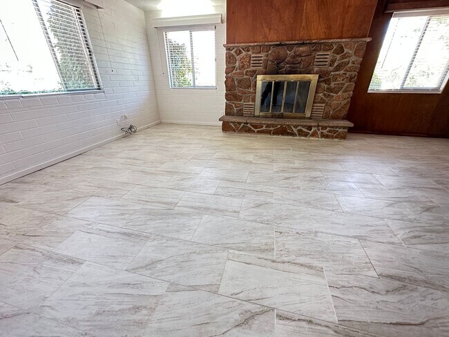 Foto del edificio - HOUSE - UPTOWN