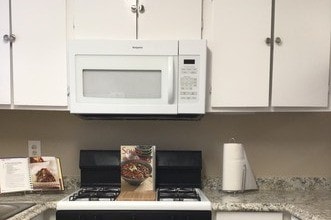 Primary Photo - Mirabella Apartments