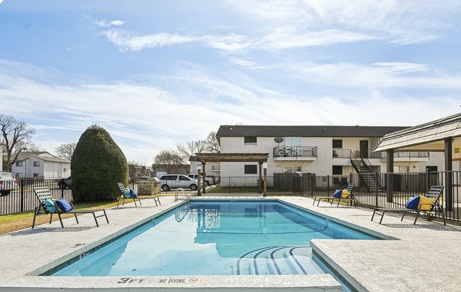 Foto del edificio - Rock Island Apartments