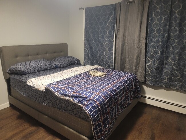 Foto del edificio - 113 Newton Ave N