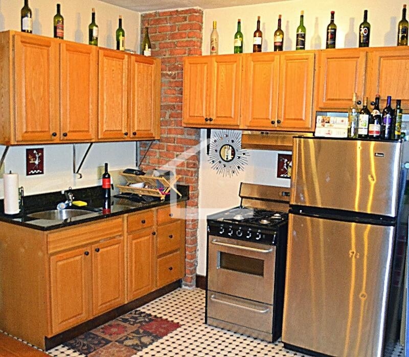 Primary Photo - 41 Long Ave