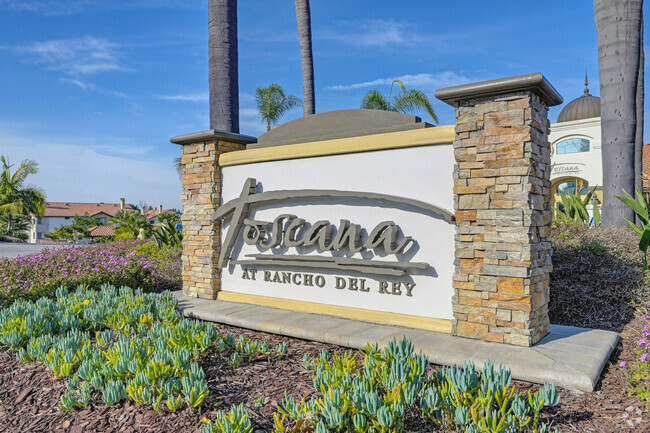 Building Photo - Toscana at Rancho Del Rey