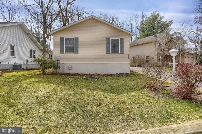 Building Photo - 288 Ghaner Dr