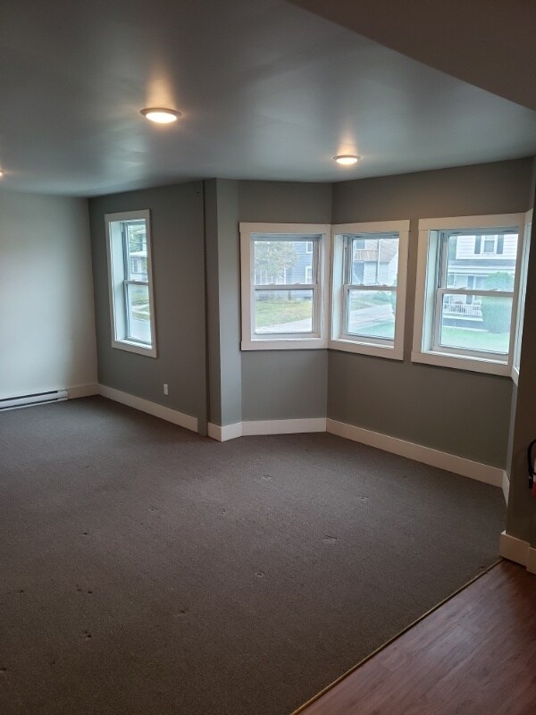 Foto principal - 66 Maple Ave
