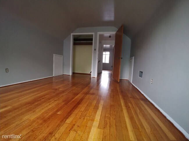 Building Photo - 4 br, 2 bath House - 779 Wilbud Dr