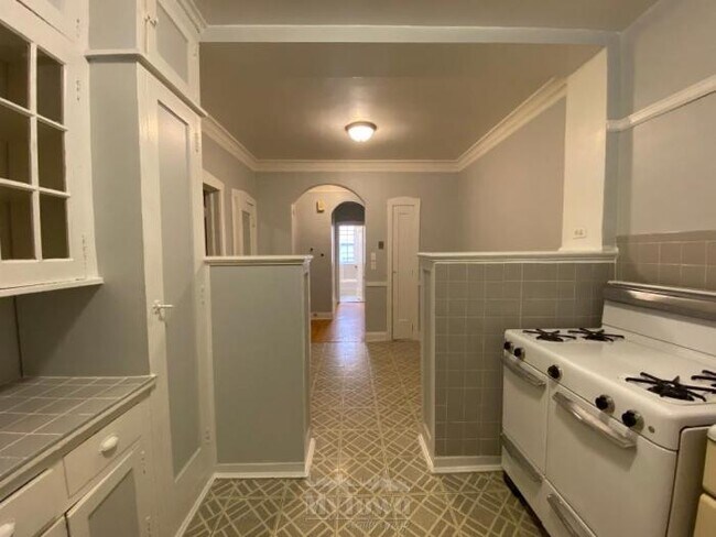 Foto del edificio - 1 bedroom in Chicago IL 60625
