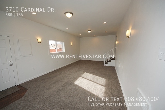 Foto del edificio - 3710 Cardinal Dr