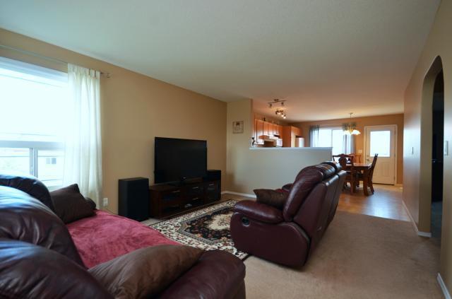 Building Photo - 30 Pinnacle Grove