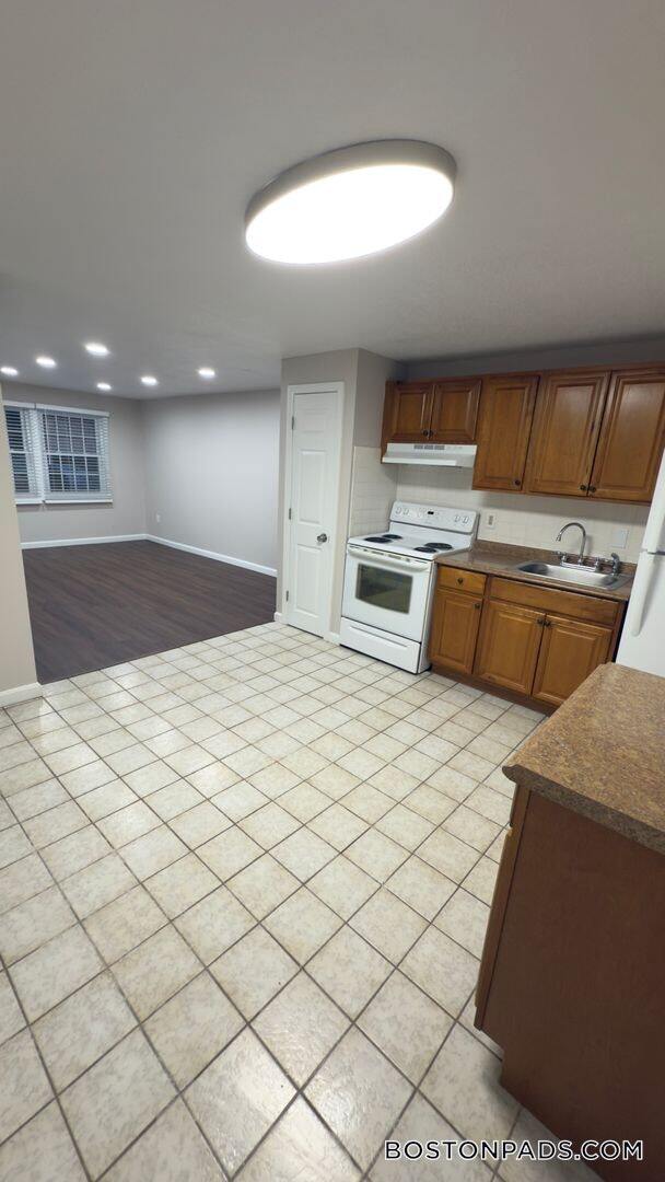 Foto del edificio - 27 Ridgewood Ln